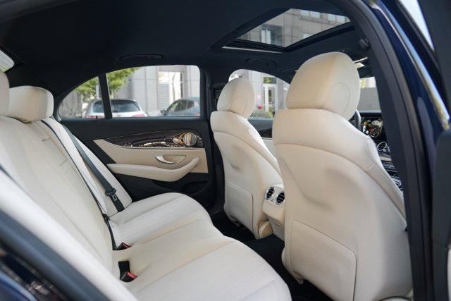 Used 2021 Mercedes-Benz E 350 4MATIC Sedan w/ Premium Package image 34