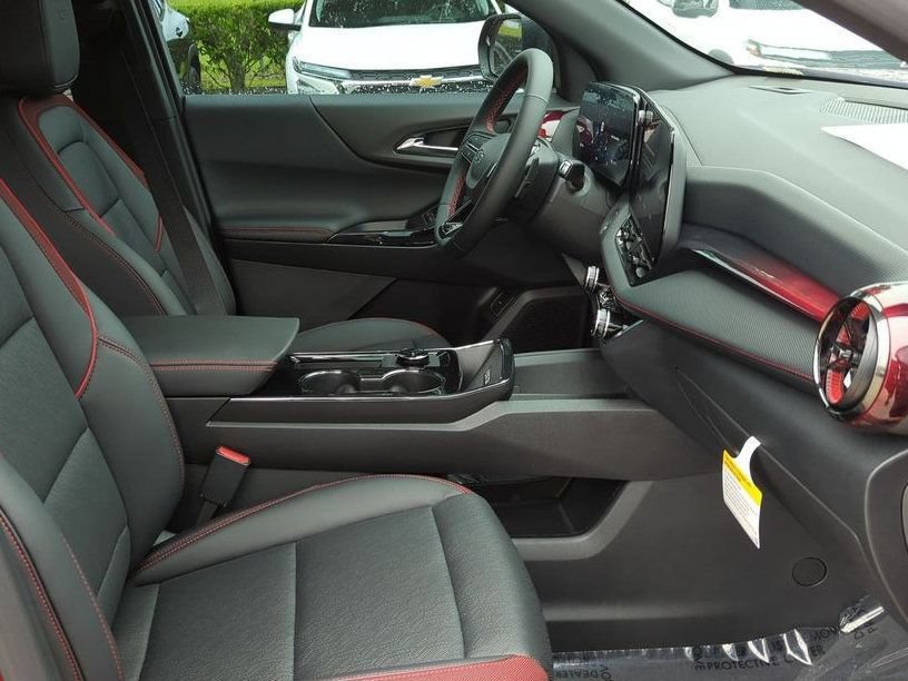 New 2027 Chevrolet Equinox RS FWD image 24