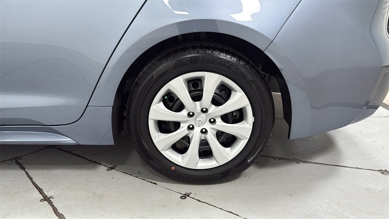 Certified 2025 Toyota Corolla LE image 23