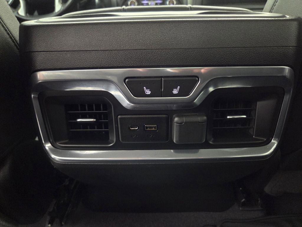 Used 2019 Chevrolet Silverado 1500 LTZ w/ LTZ Premium Package AWD/4WD image 28