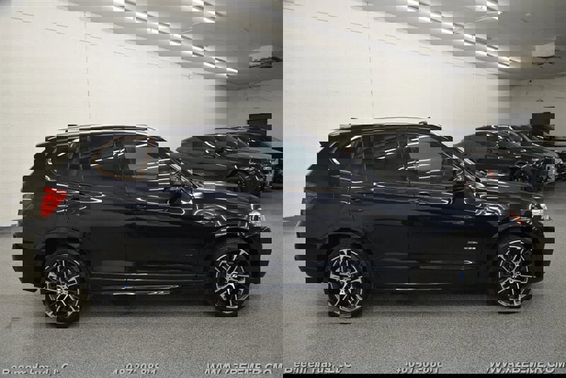 Used 2017 BMW X3 xDrive28i w/ Premium Package image 7