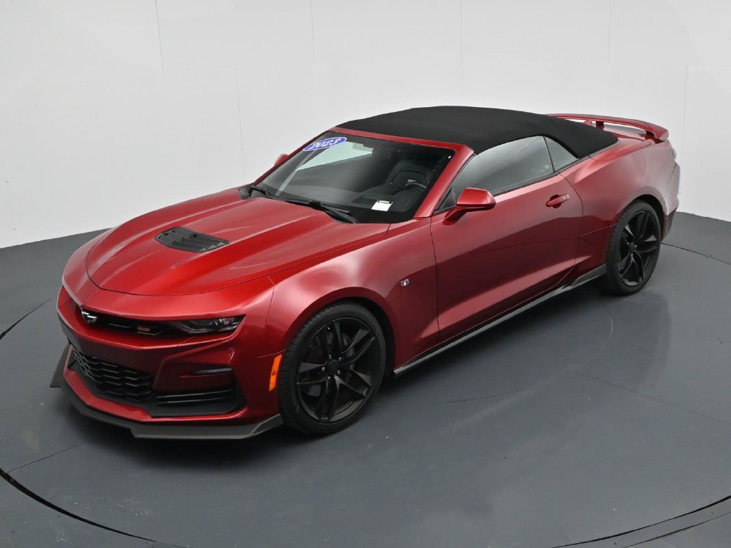 Used 2023 Chevrolet Camaro SS RWD image 17
