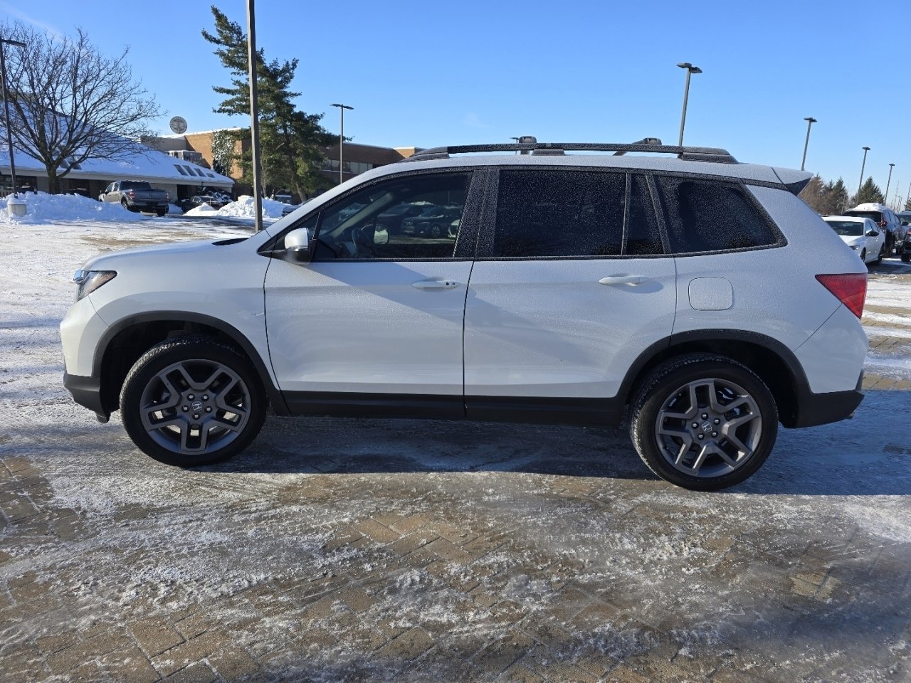 Certified 2023 Honda Passport EX-L image 17