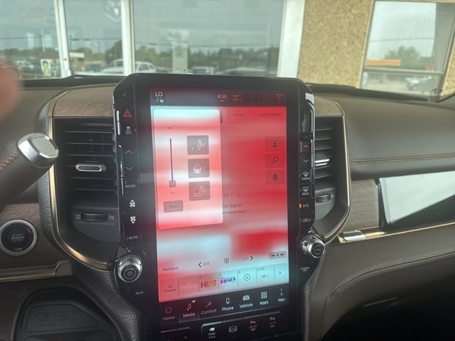 New 2025 RAM 2500 Limited image 30