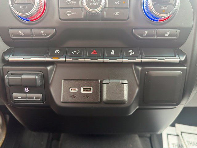 Used 2020 GMC Sierra 1500 SLE w/ X31 Off-Road Package AWD/4WD image 37
