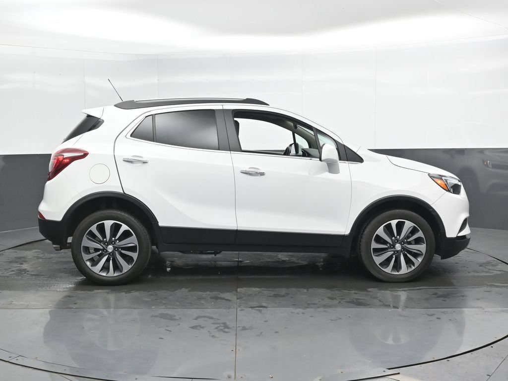 Used 2022 Buick Encore Preferred w/ Safety Package AWD/4WD image 5