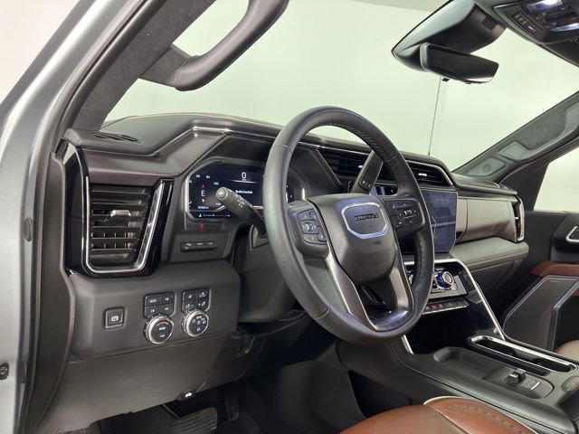Used 2025 GMC Sierra 2500 Denali Ultimate w/ Max Trailering Package image 19