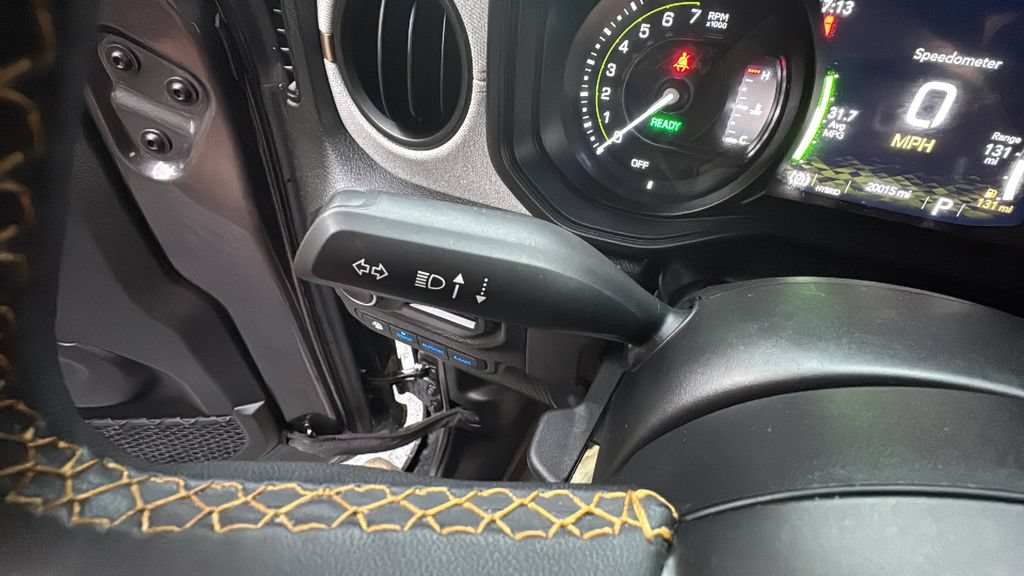 Used 2024 Jeep Wrangler Unlimited AWD/4WD image 17