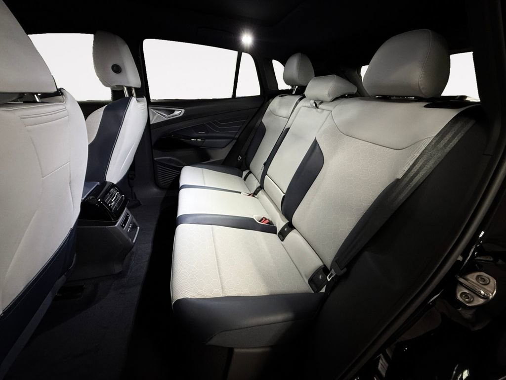 New 2026 Volkswagen ID.4 Pro S Plus AWD/4WD image 12