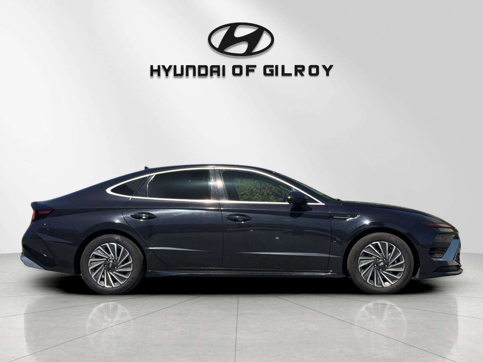 Used 2024 Hyundai Sonata Limited FWD image 6