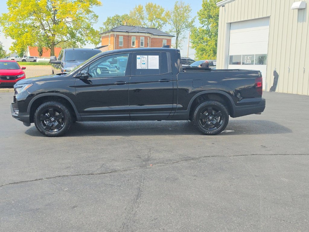 Certified 2025 Honda Ridgeline Black Edition image 4