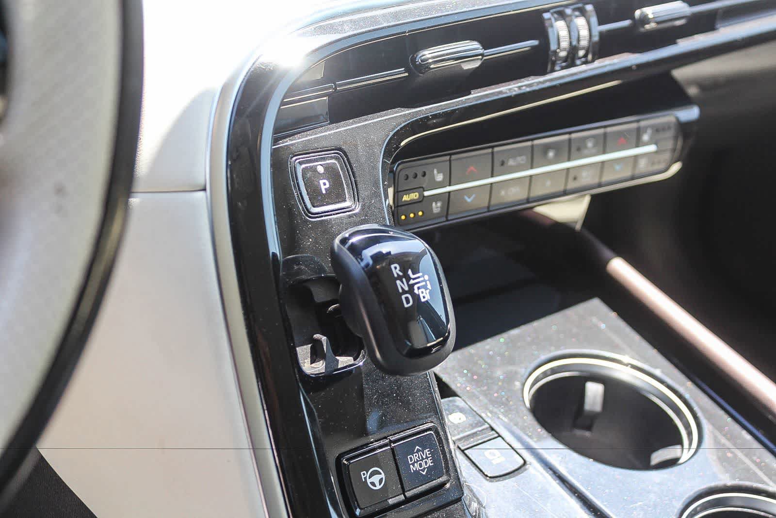 Used 2021 Toyota Mirai RWD image 26