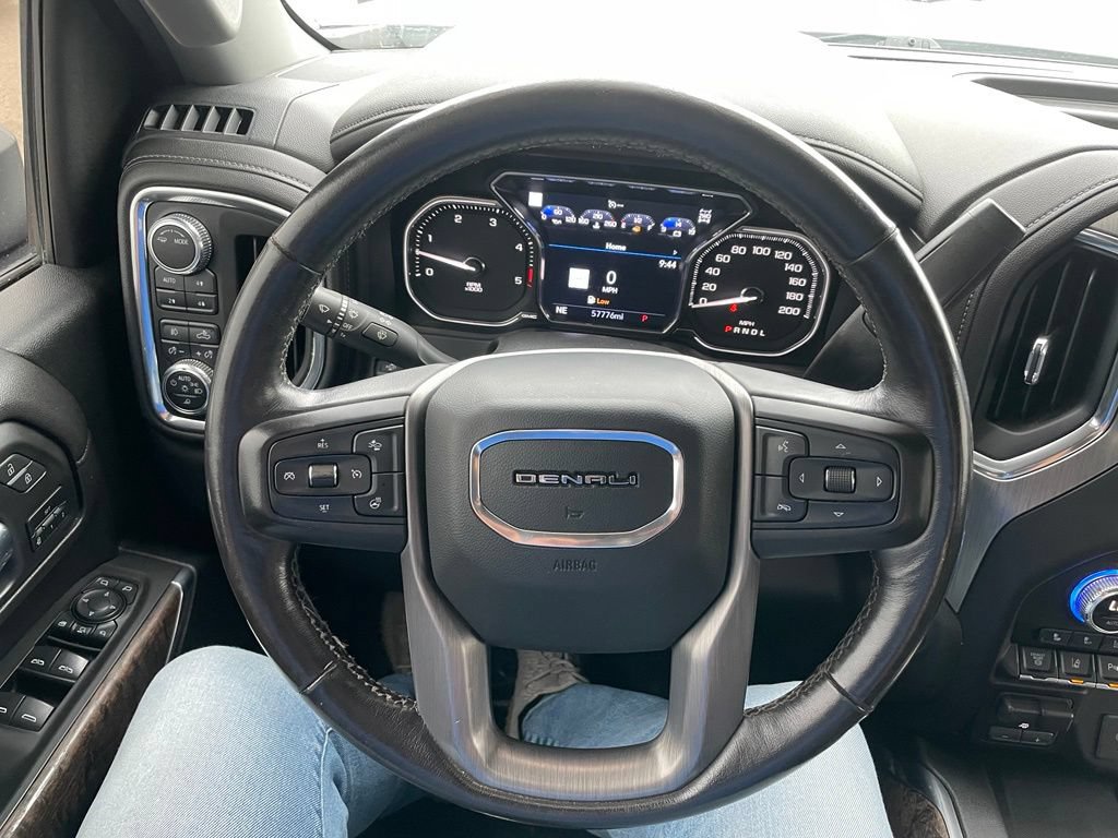 Used 2021 GMC Sierra 2500 Denali w/ Denali Ultimate Package AWD/4WD image 24