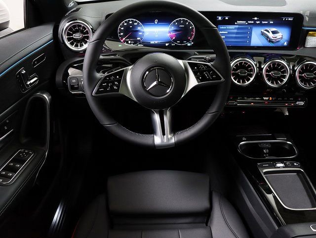New 2026 Mercedes-Benz CLA 250 4MATIC image 14