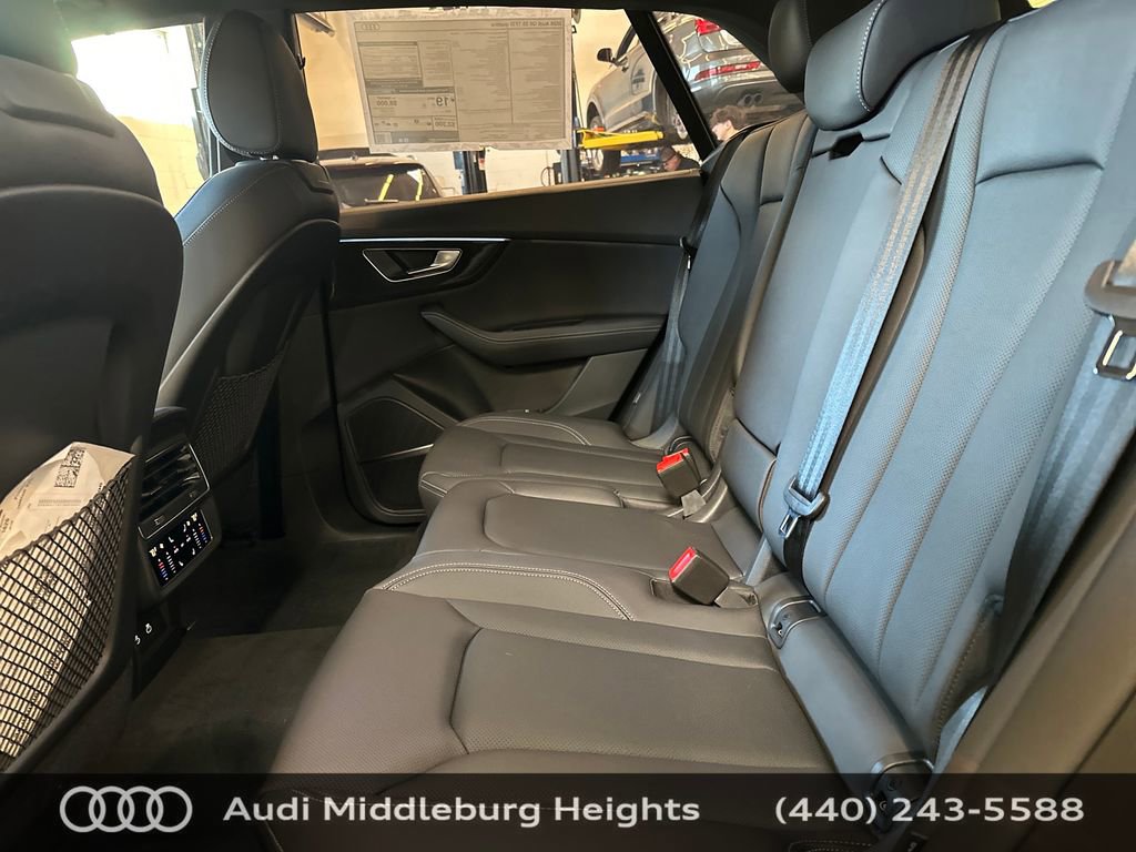 New 2026 Audi Q8 Premium Plus image 28