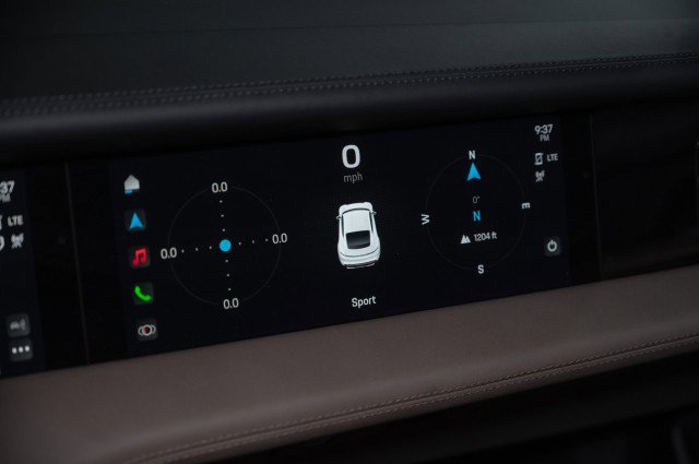 Used 2023 Porsche Taycan image 16