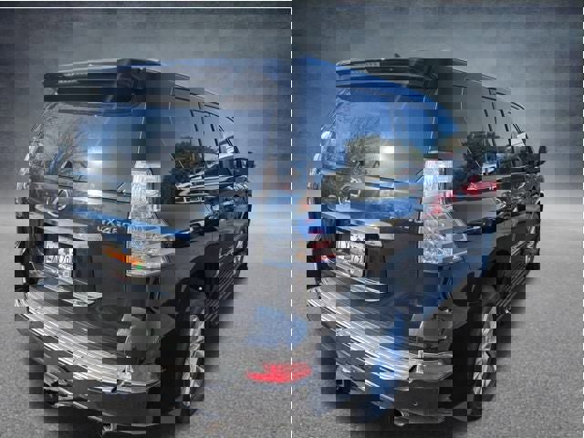 Used 2015 Lexus GX 460 image 4