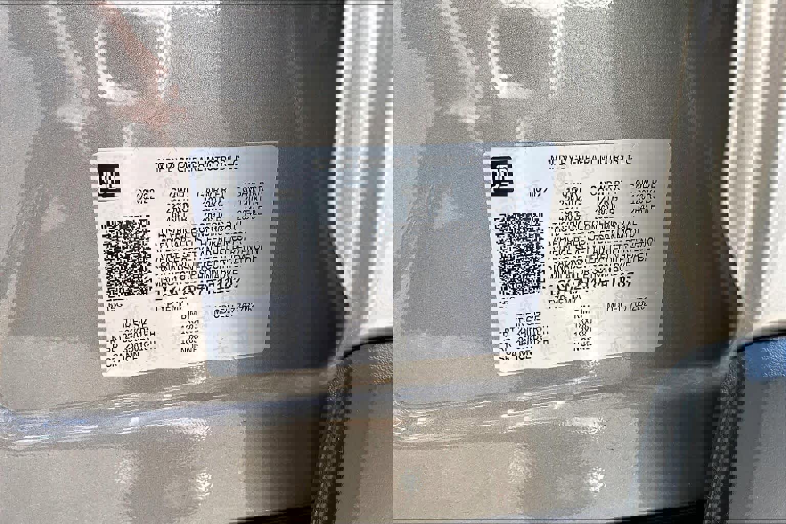 Used 2023 Cadillac XT4 Luxury w/ Cold Weather Package image 37