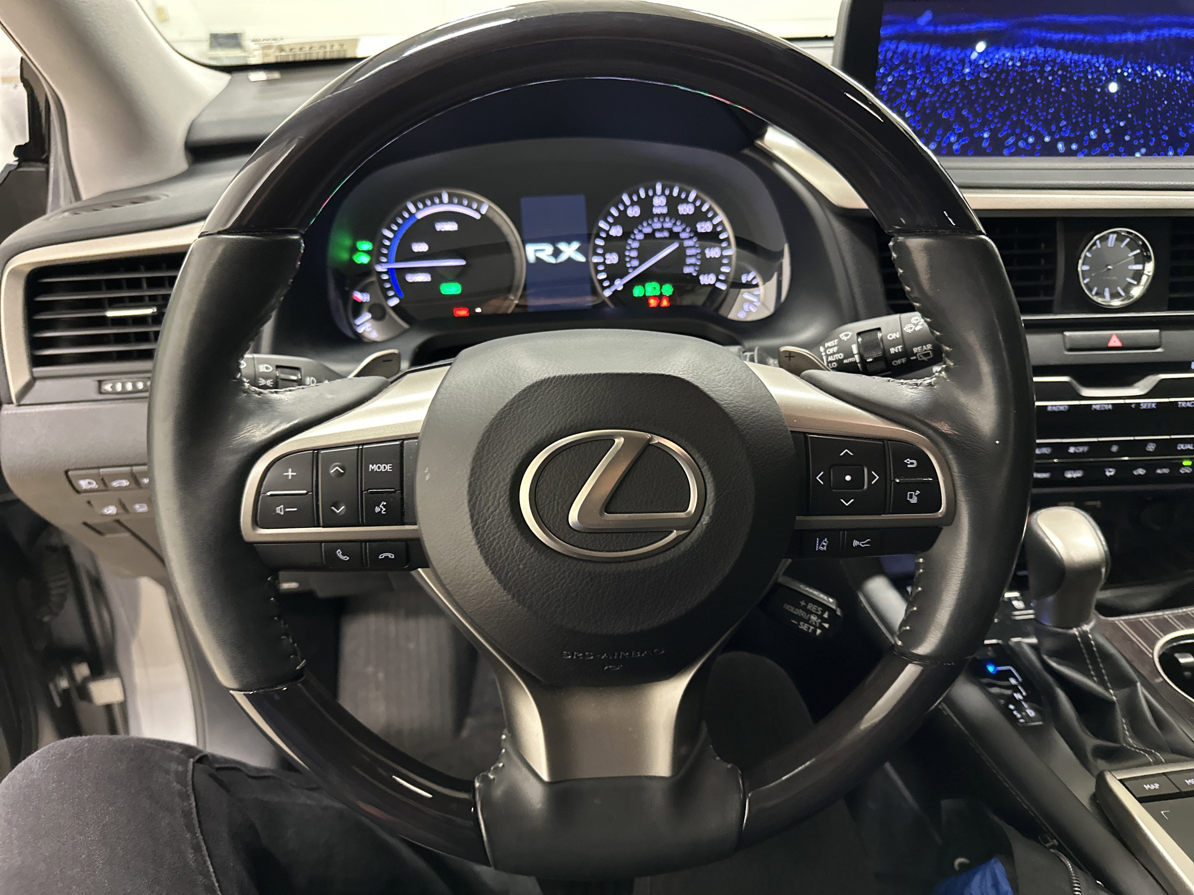 Certified 2022 Lexus RX 450h AWD w/ Luxury Package image 18