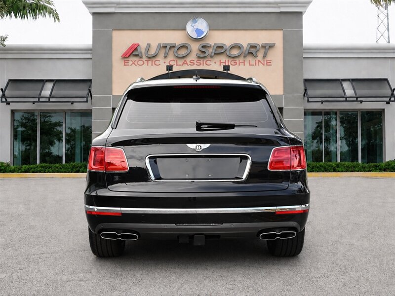 Used 2019 Bentley Bentayga AWD/4WD image 52