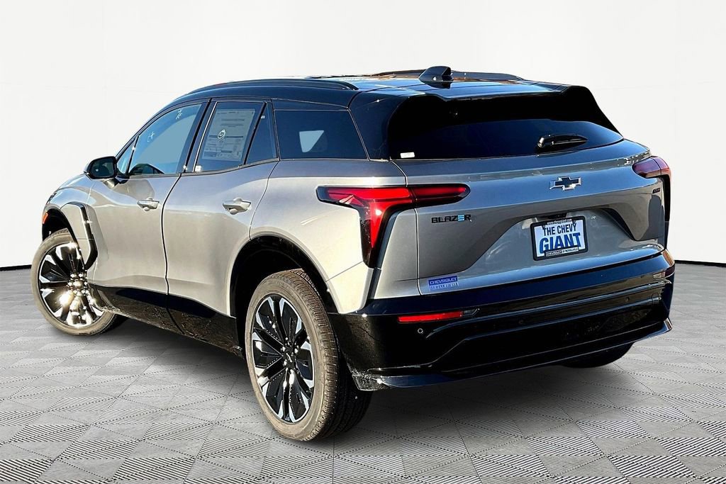 New 2026 Chevrolet Blazer EV RS FWD image 3