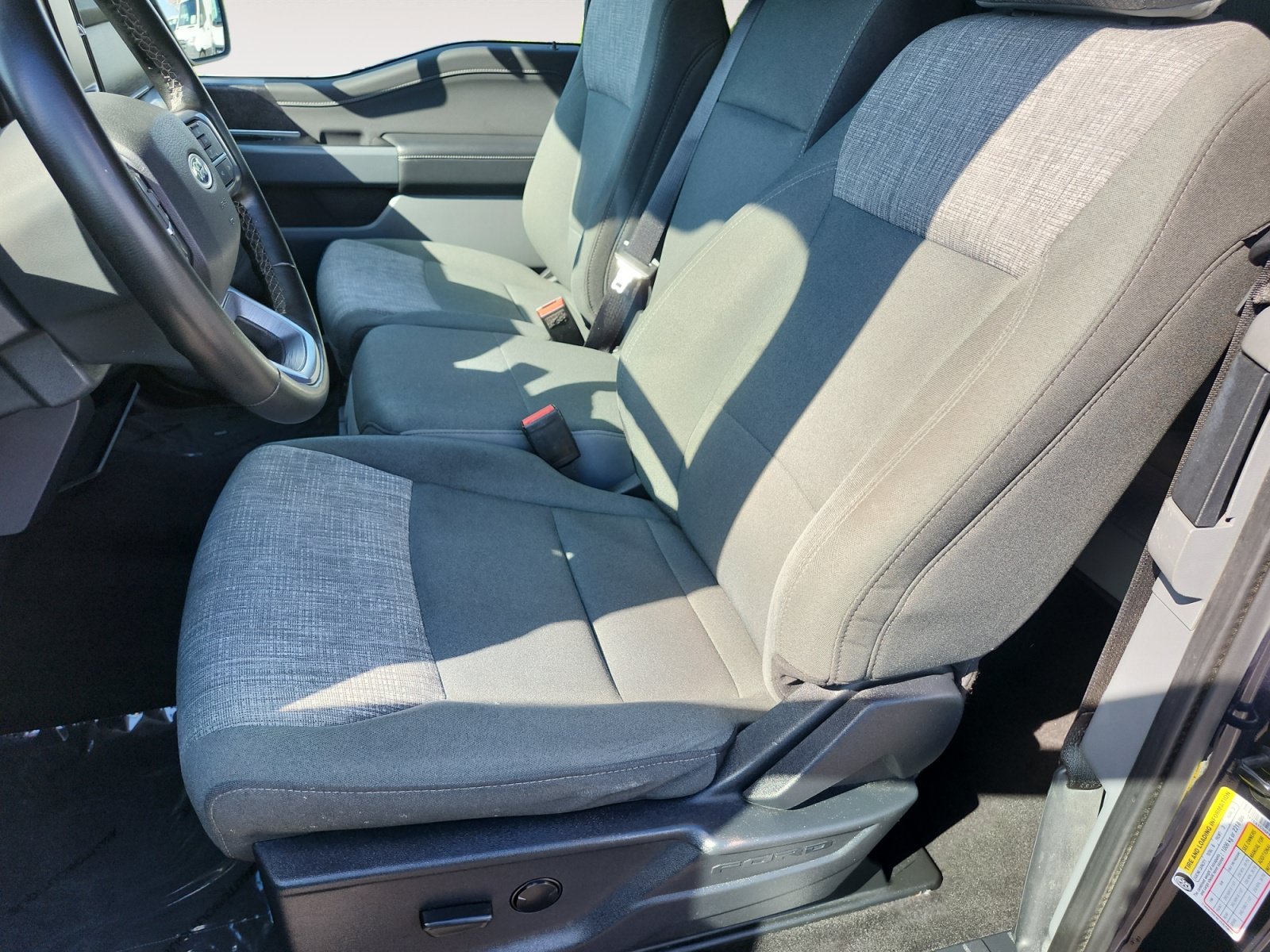 Used 2023 Ford F150 XLT w/ Equipment Group 301A Mid RWD image 9