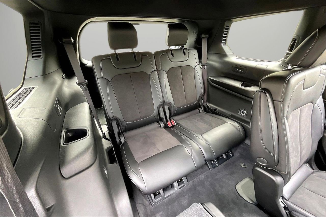 Certified 2025 Jeep Grand Cherokee L Altitude image 26