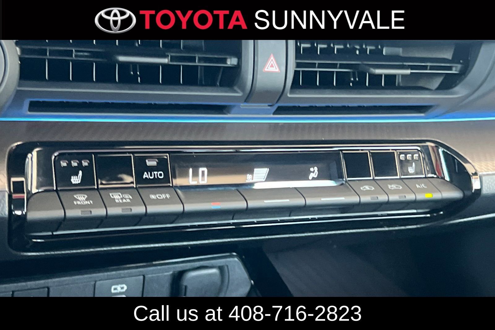 Used 2023 Toyota Prius XLE image 24