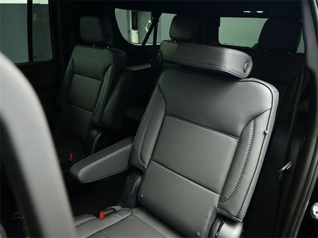 Used 2025 GMC Yukon XL Denali w/ Sun & Power Step Package image 26