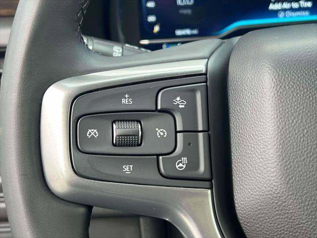 Used 2024 Chevrolet Suburban Premier image 20