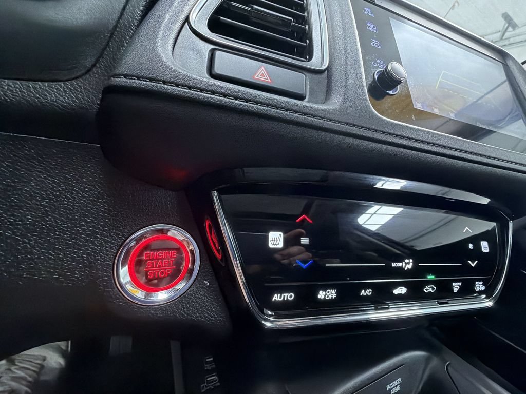 Used 2022 Honda HR-V EX image 25