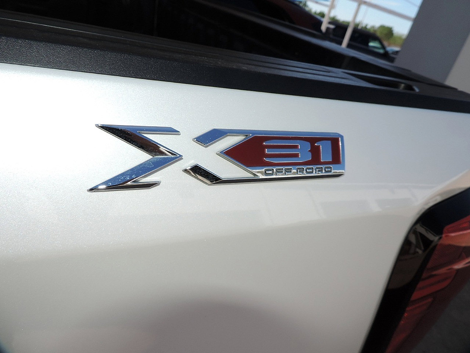 Certified 2021 GMC Sierra 1500 SLT image 12