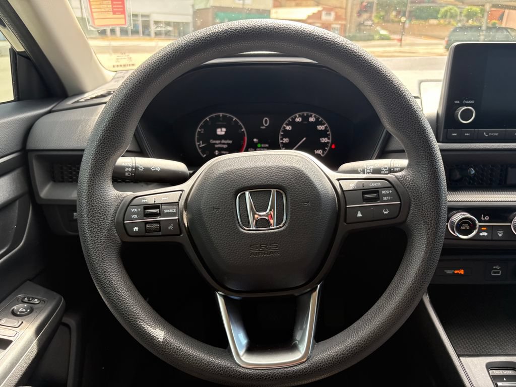 Used 2023 Honda CR-V LX image 17