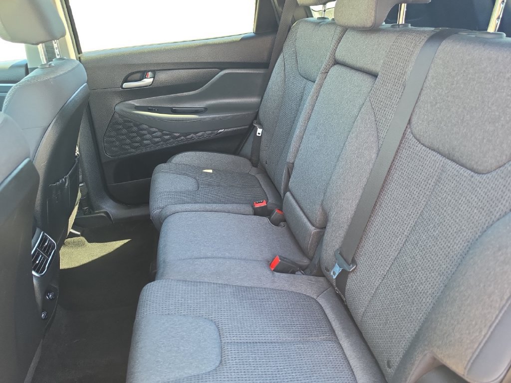 Used 2023 Hyundai Santa Fe SEL FWD image 13
