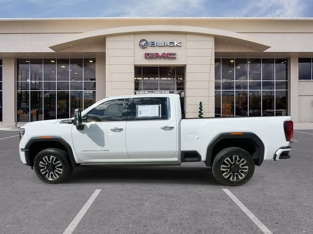 Used 2025 GMC Sierra 2500 Denali Ultimate image 8