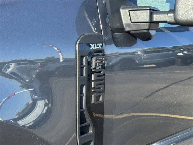 New 2026 Ford F250 XLT w/ XLT Premium Package image 7
