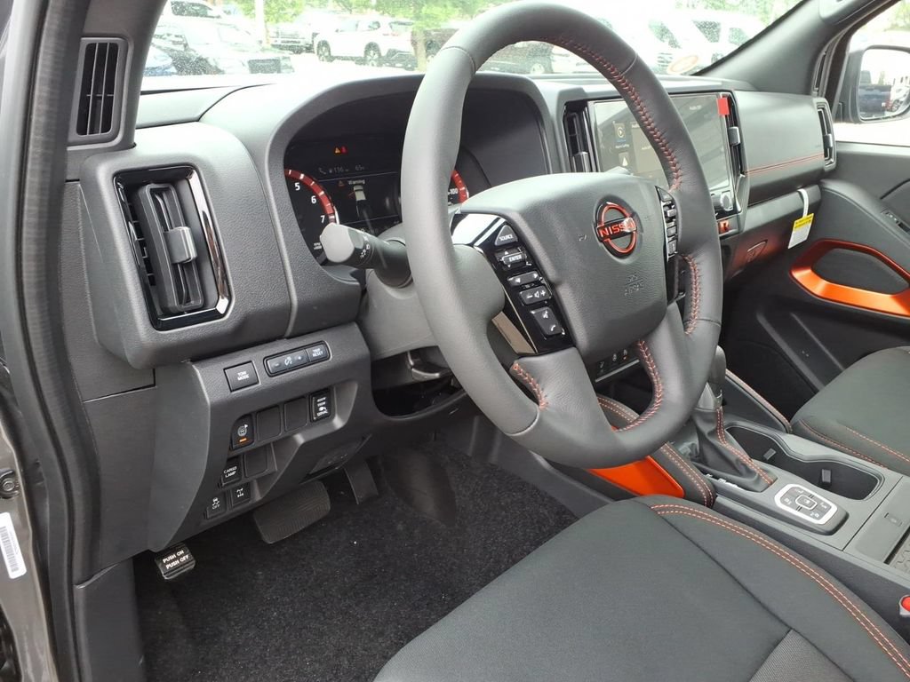 New 2026 Nissan Frontier PRO-4X w/ Pro-4x Convenience Package AWD/4WD image 18