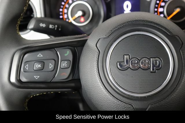 Used 2024 Jeep Gladiator Sport AWD/4WD image 8