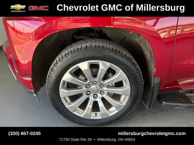 Used 2019 Chevrolet Silverado 1500 High Country w/ Technology Package AWD/4WD image 9