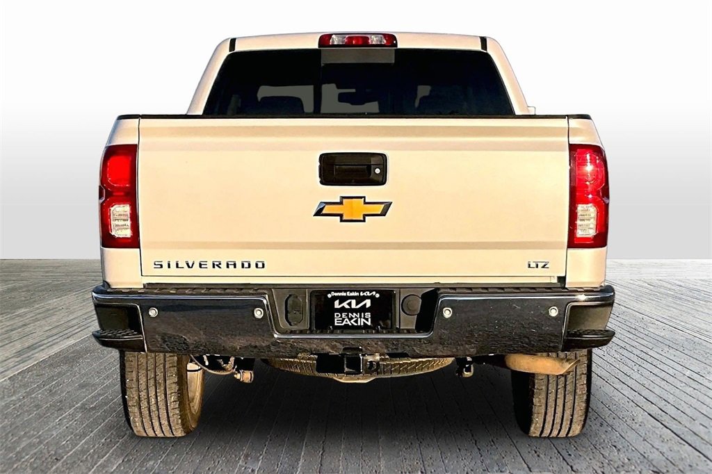 Used 2018 Chevrolet Silverado 1500 LTZ w/ Texas Edition image 4