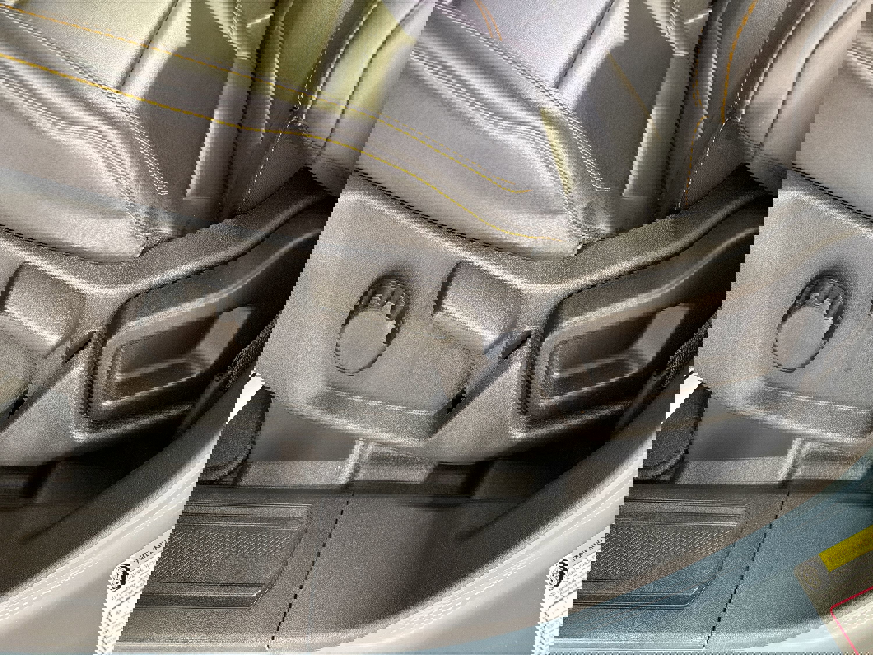 Used 2022 Ford Bronco Badlands image 11