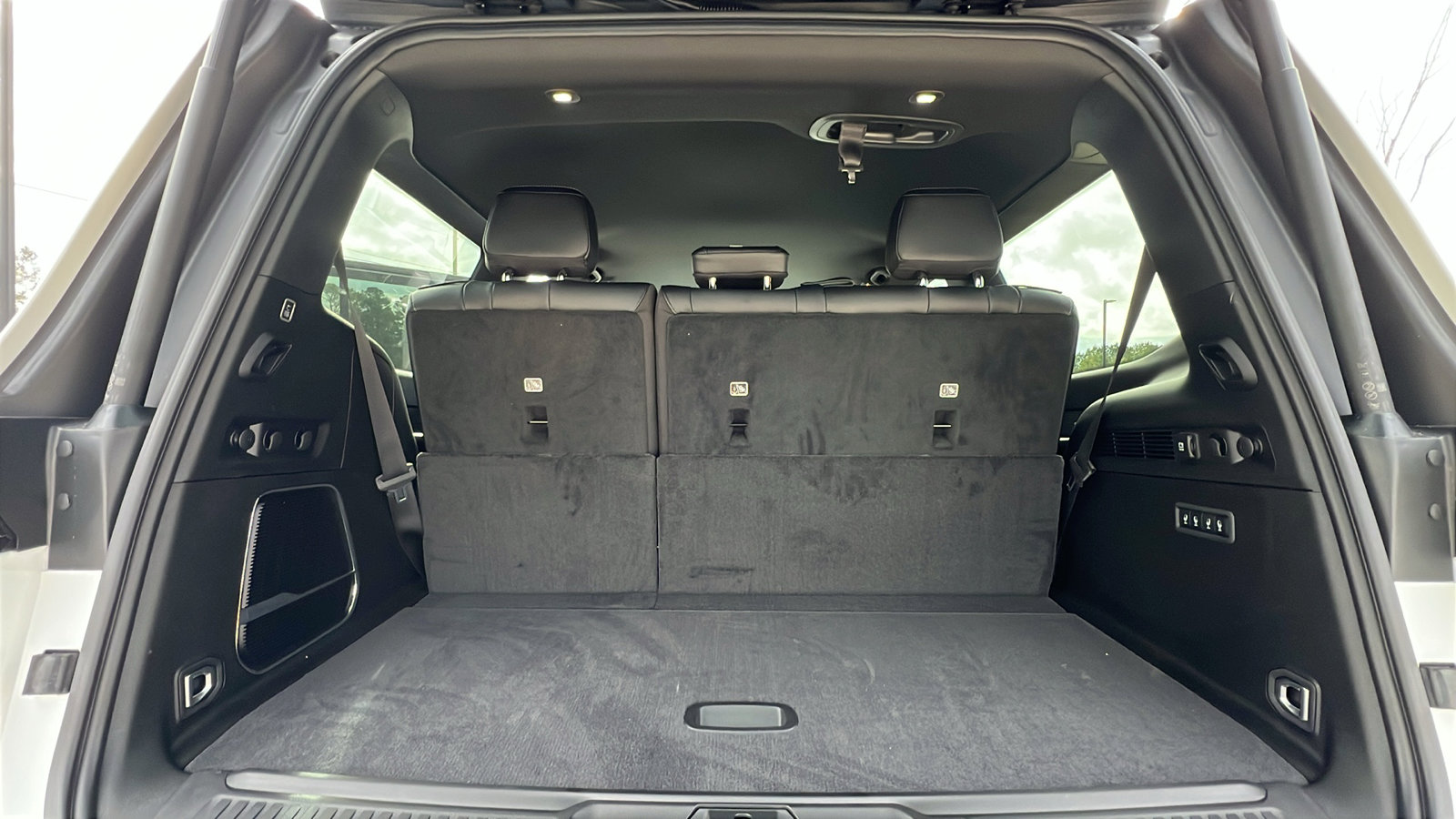 New 2026 Jeep Grand Wagoneer Limited image 13