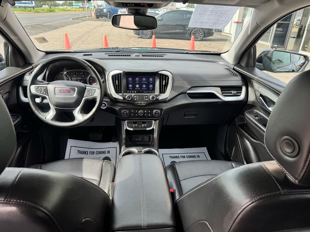 Used 2023 GMC Terrain SLT image 37