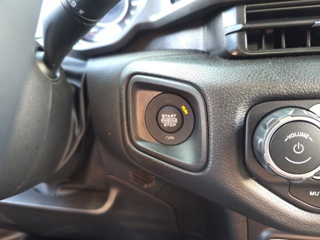 Used 2024 Jeep Gladiator Sport image 28