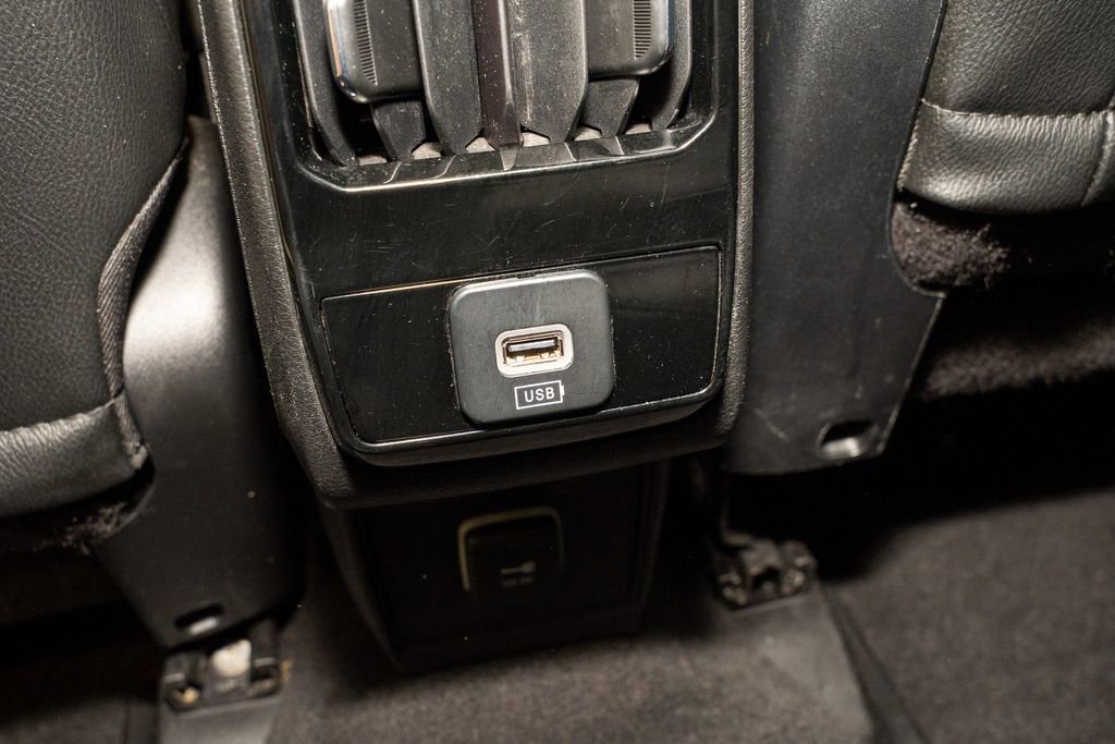 Used 2024 Jeep Compass Limited image 7