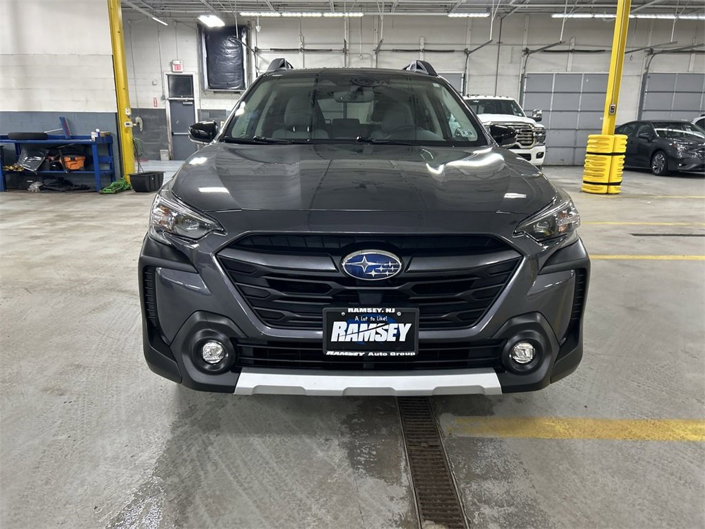 Certified 2023 Subaru Outback Limited image 3
