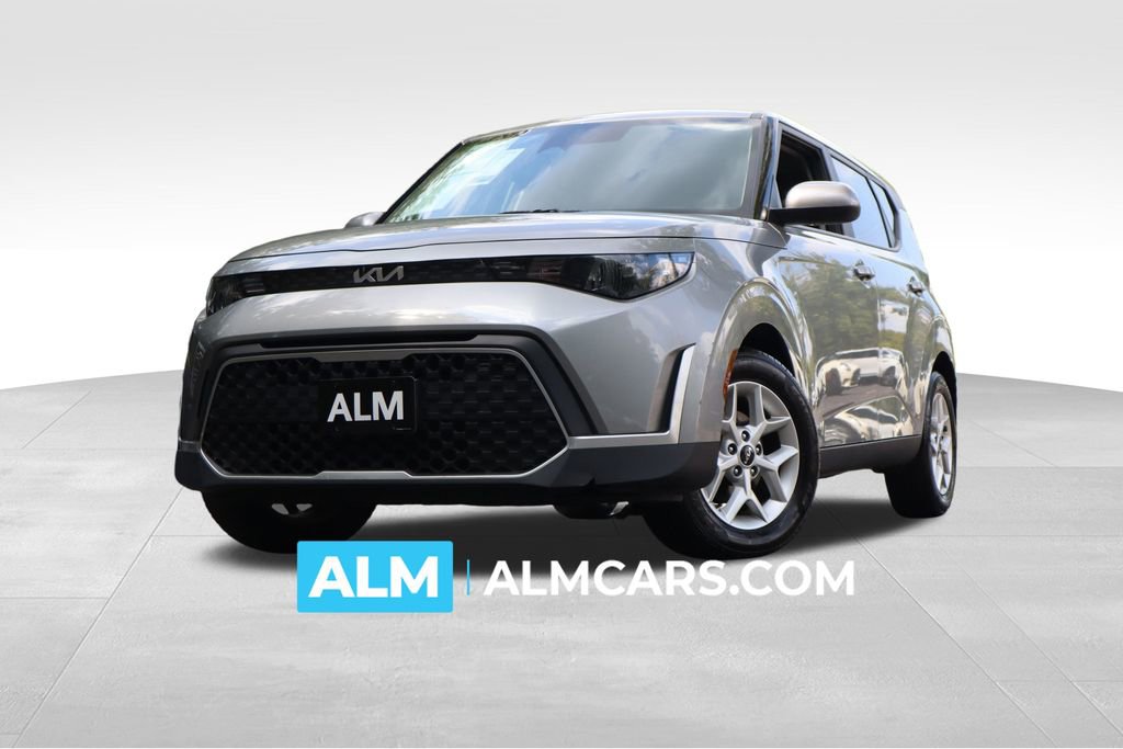 Used 2023 Kia Soul LX w/ Option Group 015