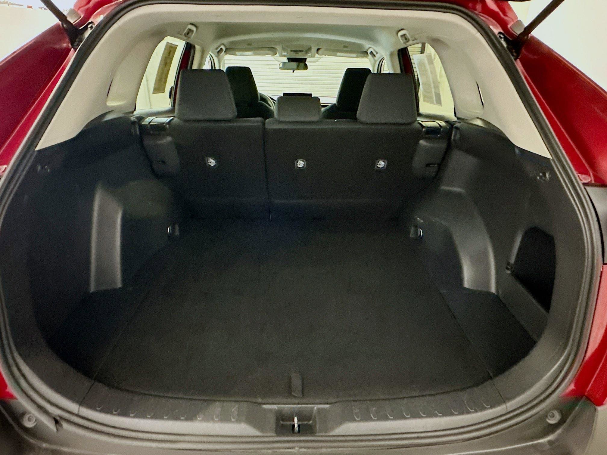 Used 2024 Toyota RAV4 LE image 30