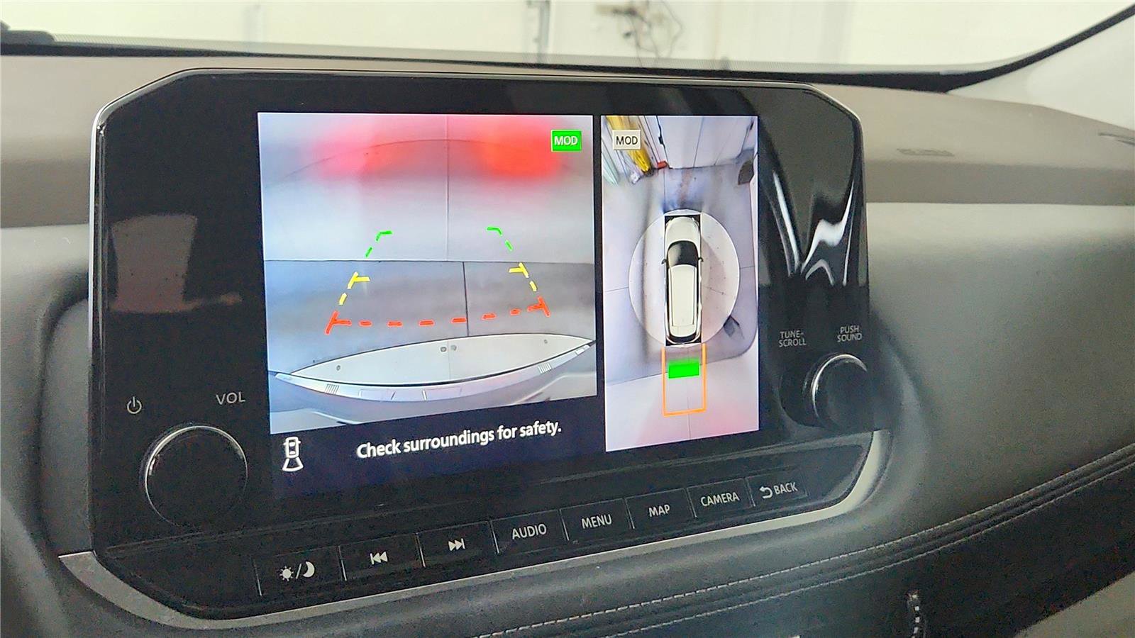 Used 2023 Nissan Rogue SL w/ SL Premium Package image 29