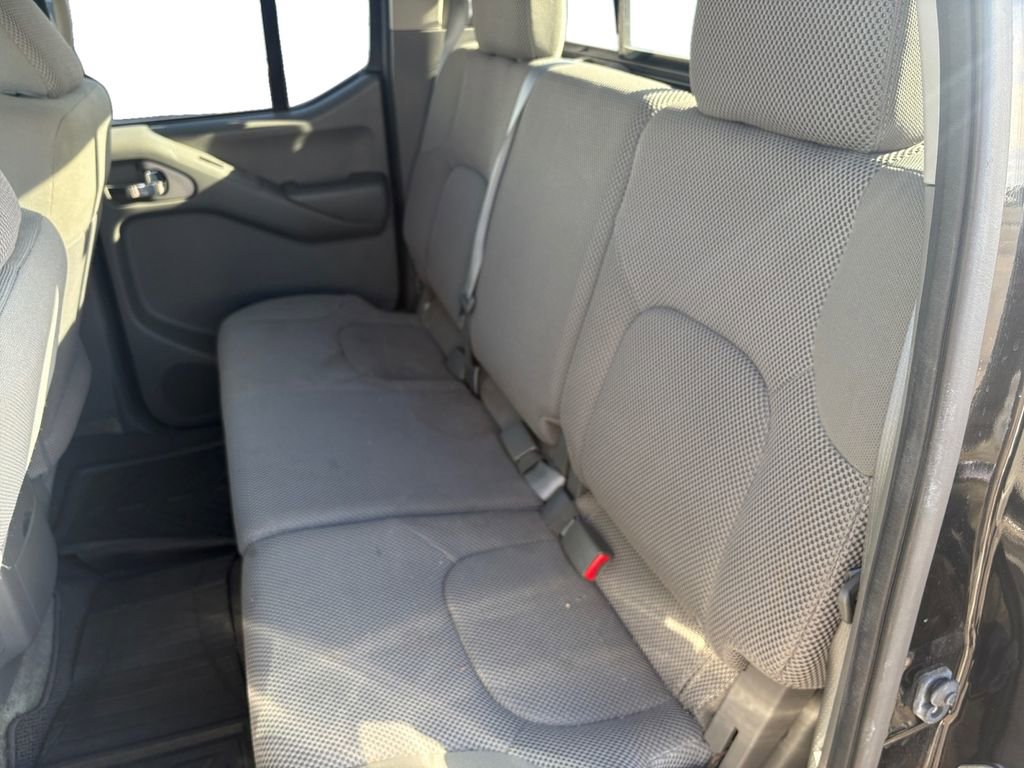 Used 2016 Nissan Frontier SV image 13